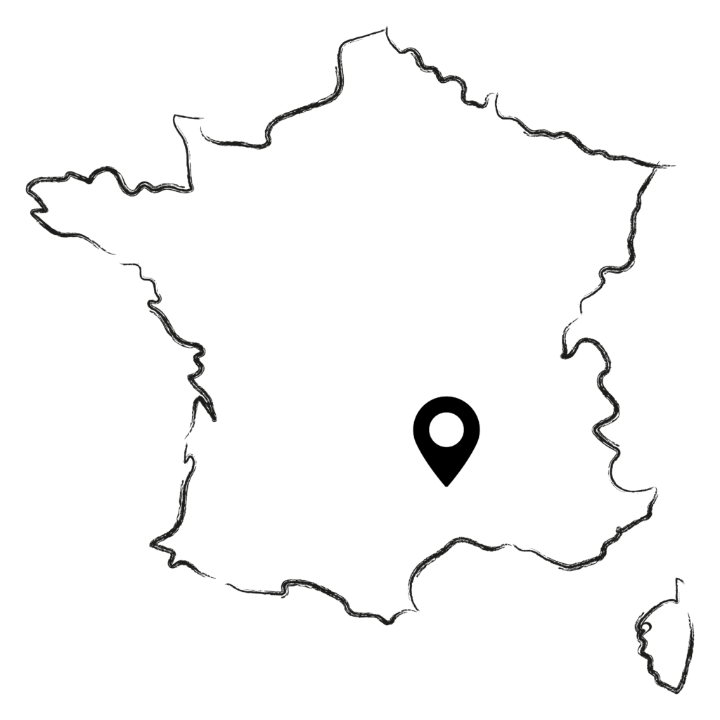 Notre Bleu d'Auvergne AOP est fabriqué en Lozère, non loin de l'Aubrac. 