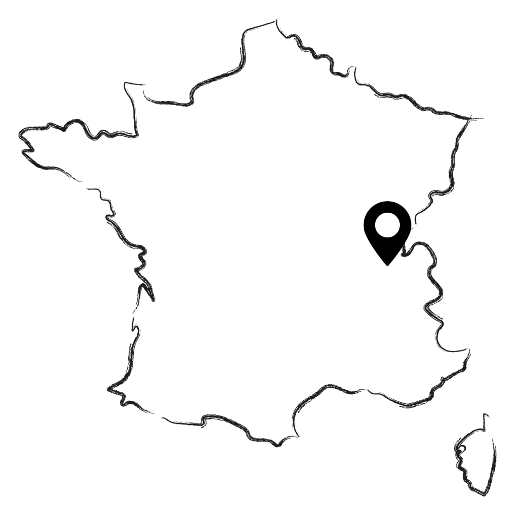 Nous affinons notre Comté AOP dans notre cave de Vieu d'Izenave dans l'Ain