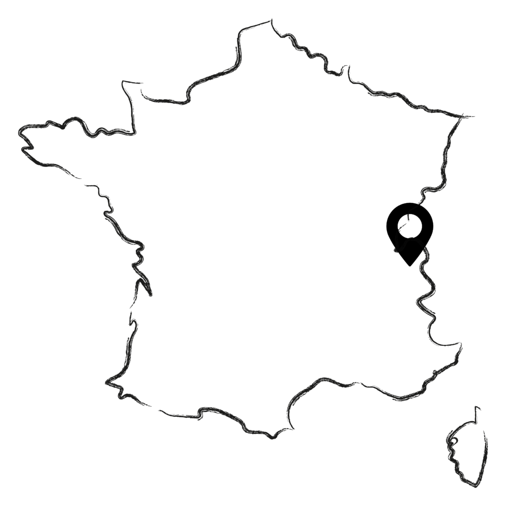 Le Beaufort AOP est fabriqué en Savoie selon le savoir-faire local 
